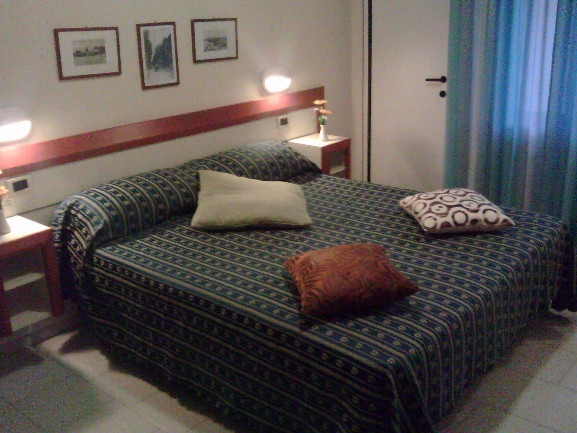 Hotel Melita Rimini Extérieur photo